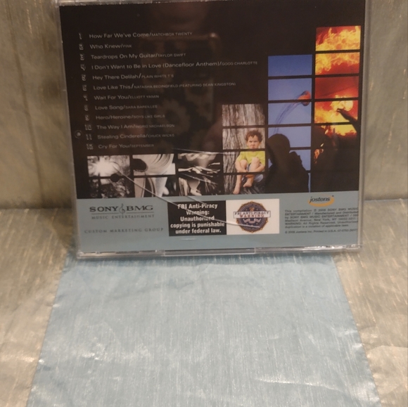 ⭐ BOGO ⭐ Hear The Year 2008 CD - Picture 2 of 4